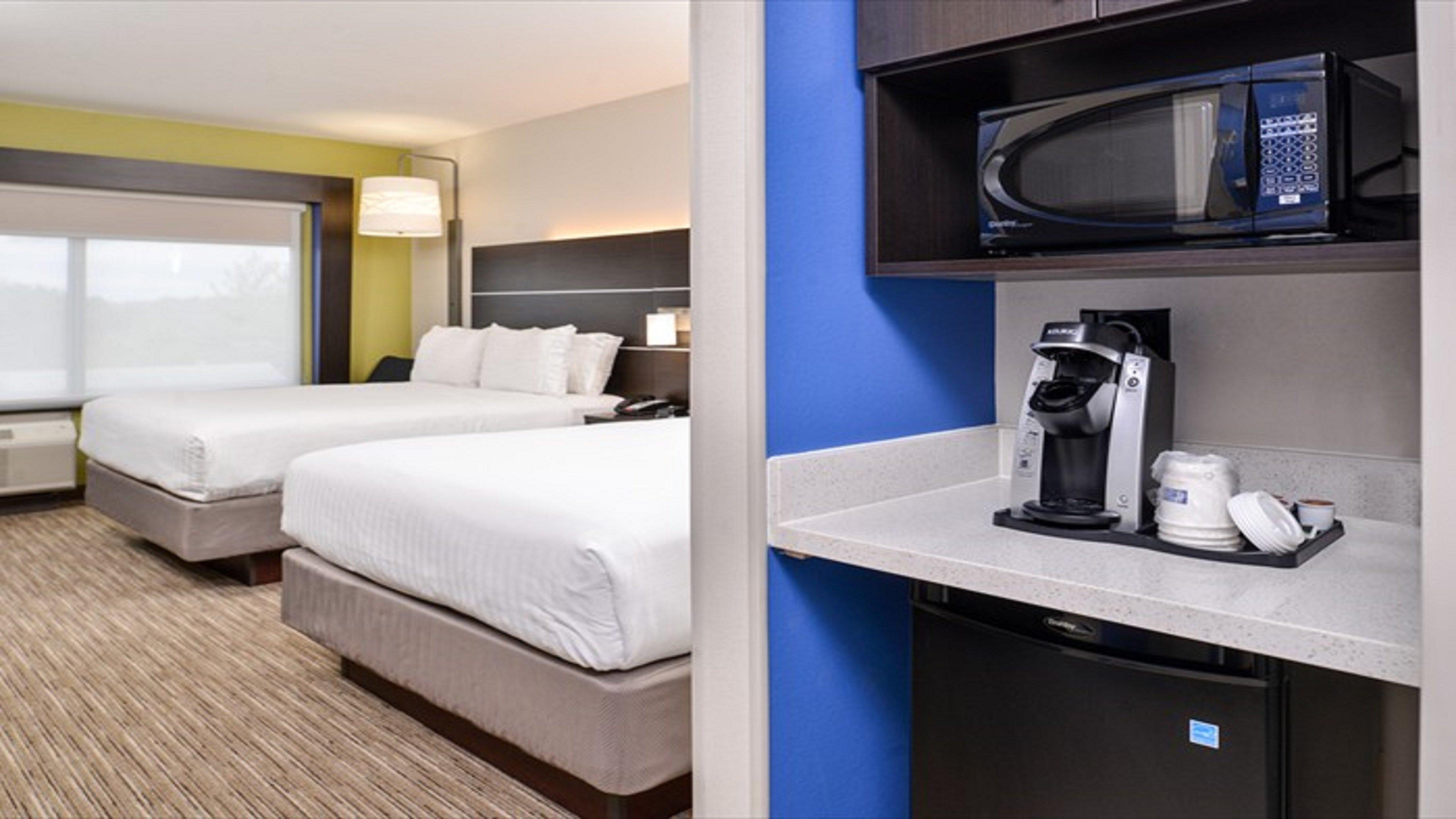 Holiday Inn Express & Suites - Parkersburg East By Ihg Экстерьер фото