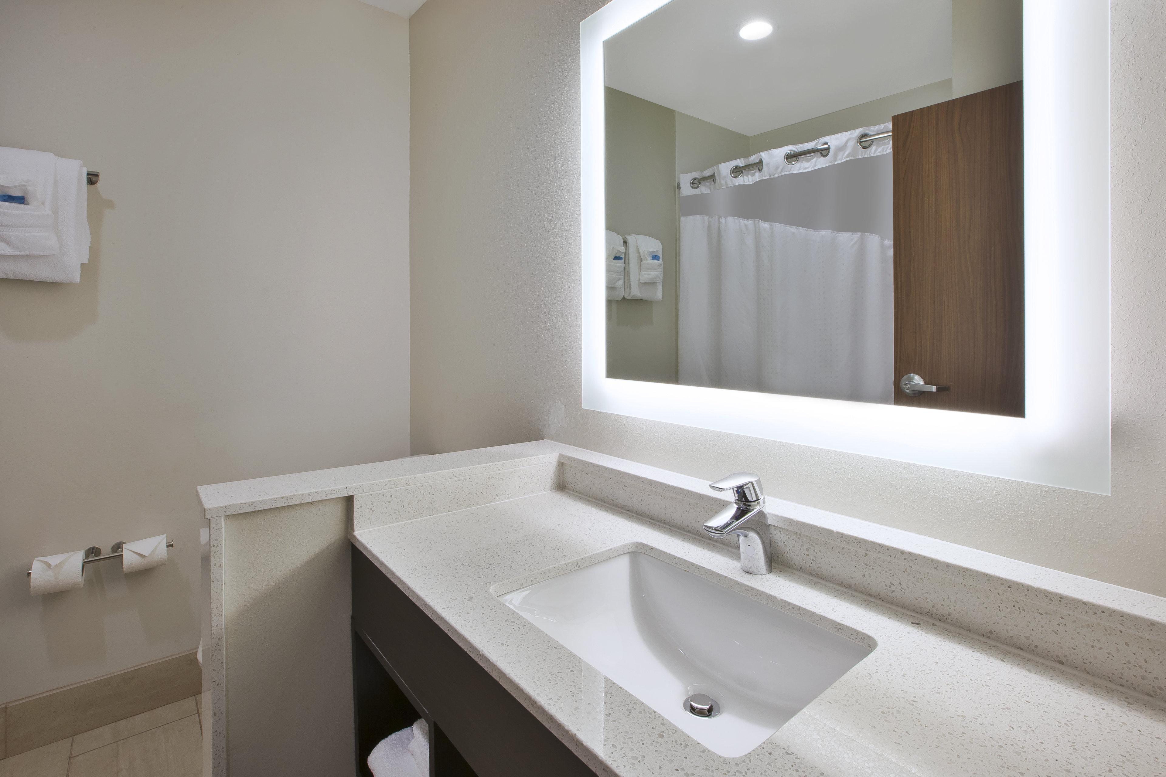 Holiday Inn Express & Suites - Parkersburg East By Ihg Экстерьер фото