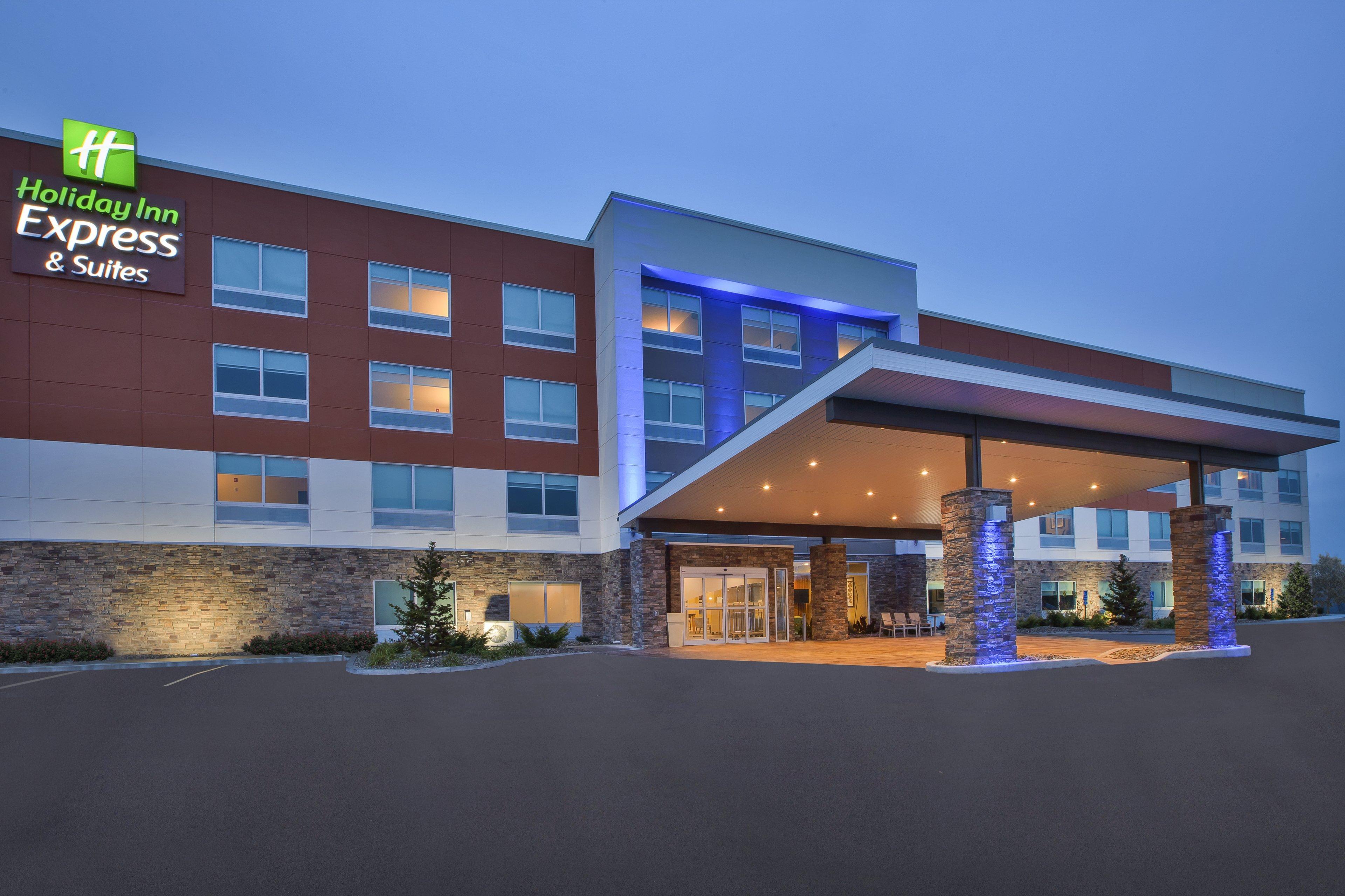 Holiday Inn Express & Suites - Parkersburg East By Ihg Экстерьер фото