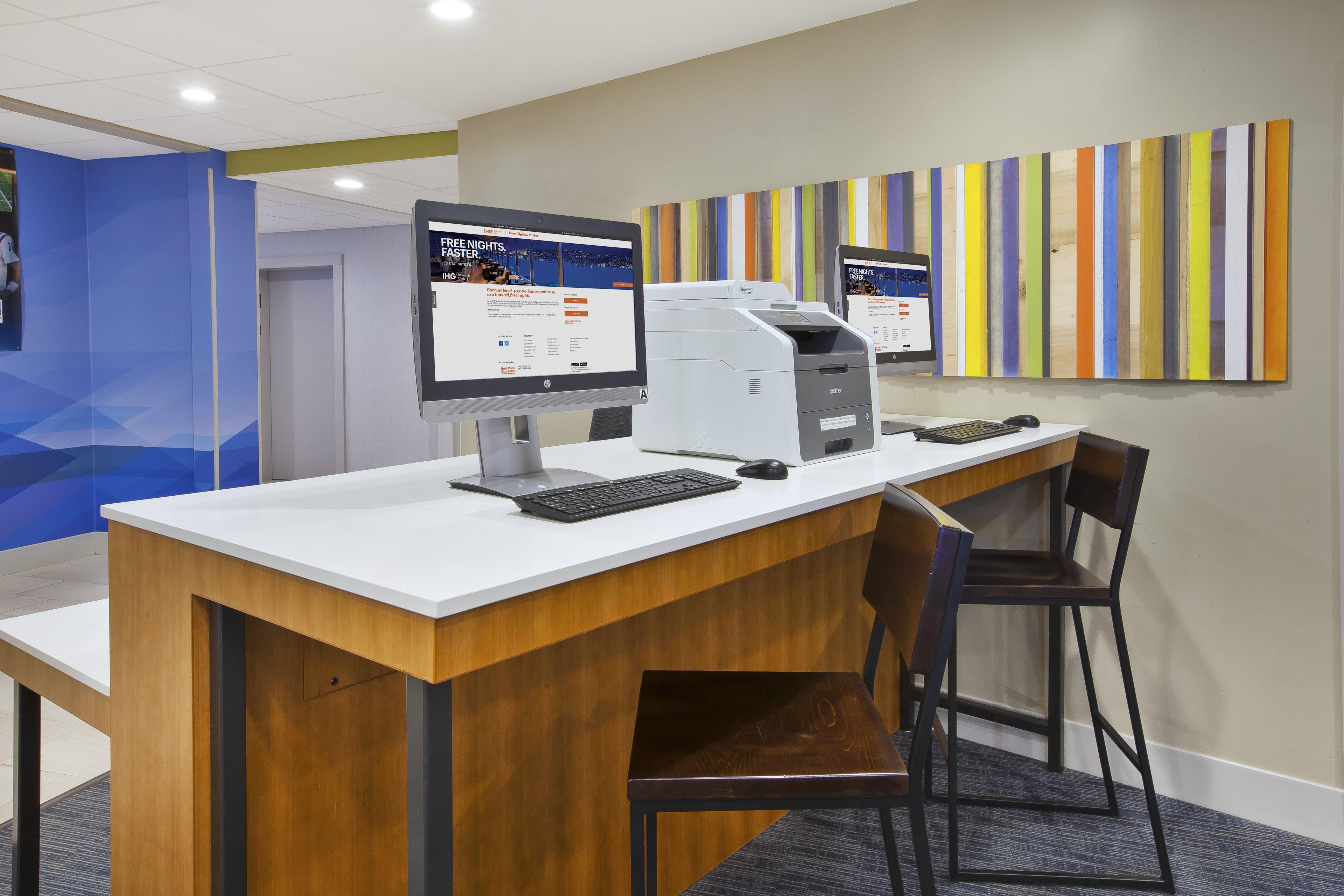 Holiday Inn Express & Suites - Parkersburg East By Ihg Экстерьер фото